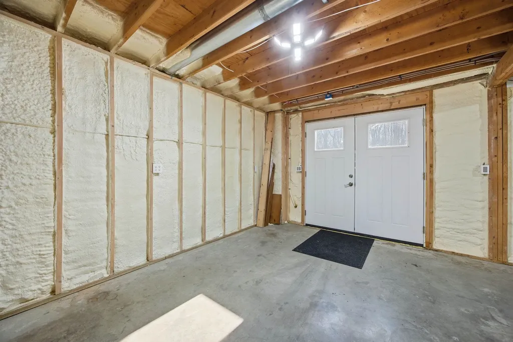 419 Flaghole Road Andover NH 03216