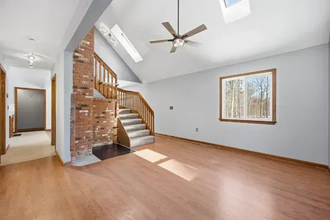 419 Flaghole Road Andover NH 03216