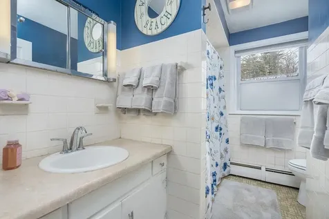 1050 Dover Road Epsom NH 03234
