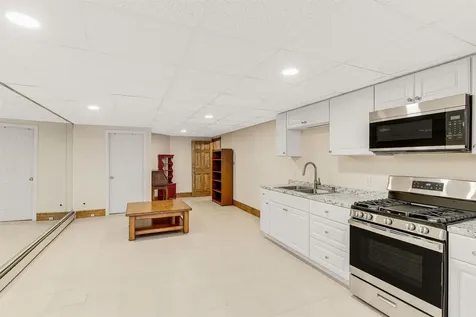 19 Quimby Court Danville NH 03819