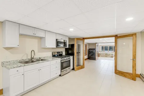 19 Quimby Court Danville NH 03819