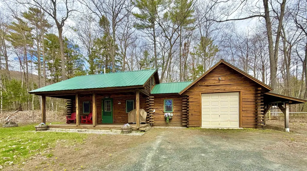11 Beard Lane Grafton NH 03240
