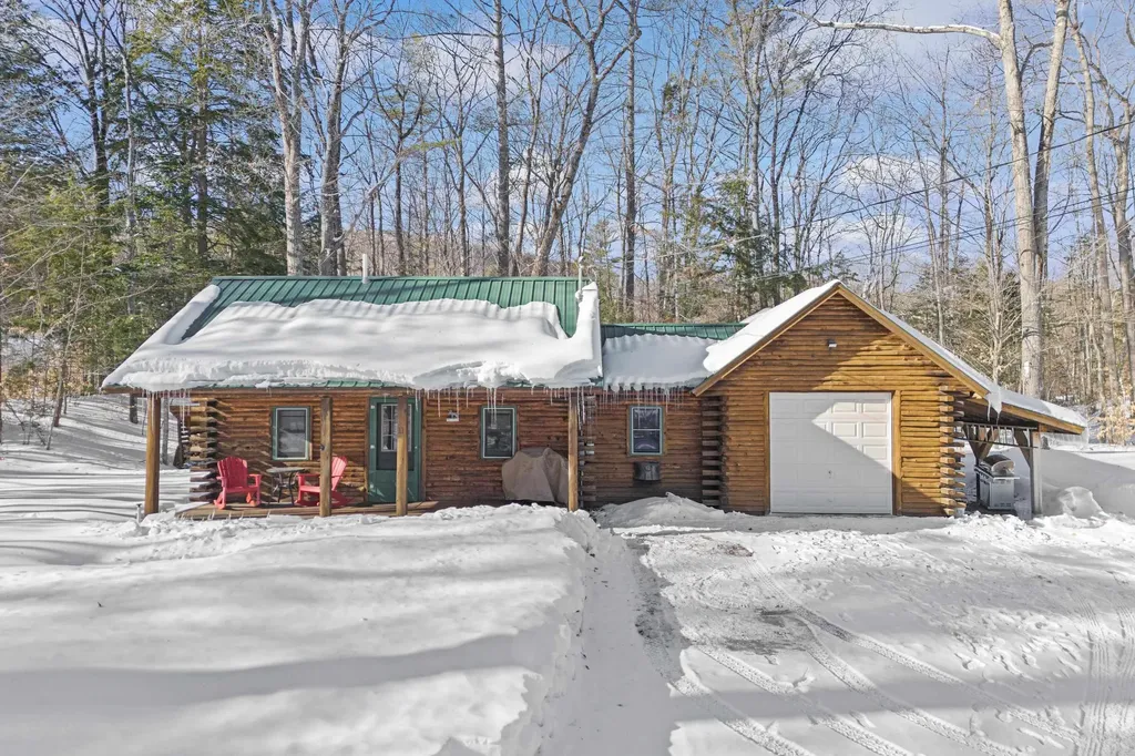 11 Beard Lane Grafton NH 03240