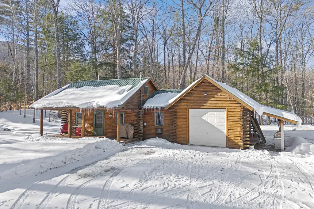 11 Beard Lane Grafton NH 03240