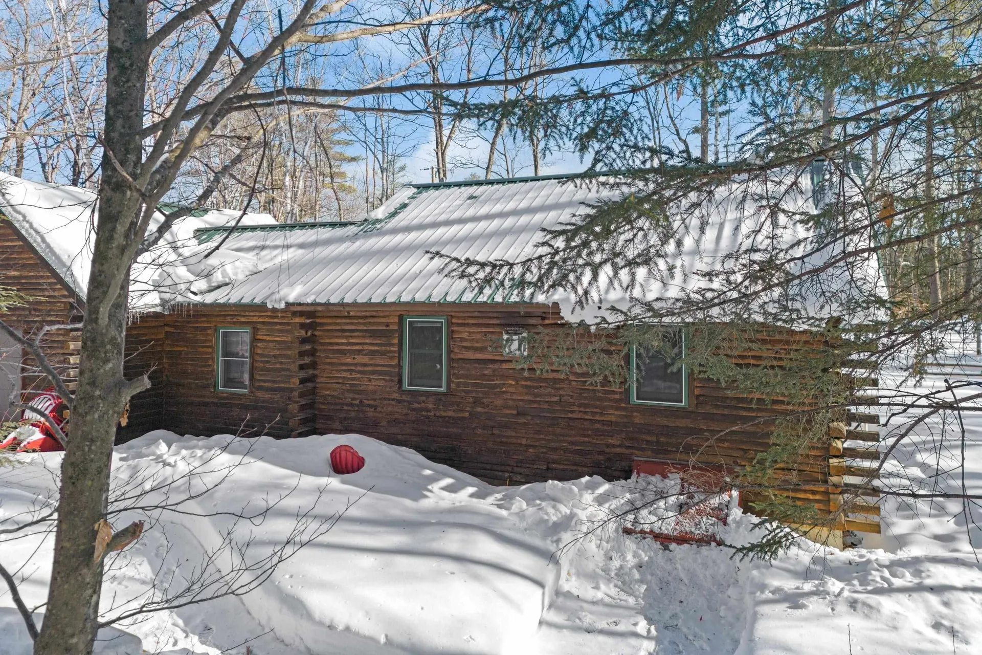 11 Beard Lane Grafton NH 03240