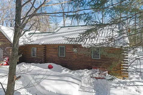 11 Beard Lane Grafton NH 03240