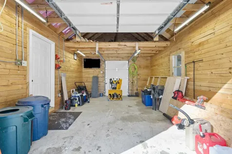 11 Beard Lane Grafton NH 03240