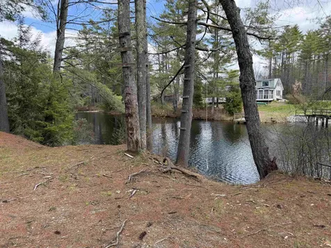 11 Beard Lane Grafton NH 03240
