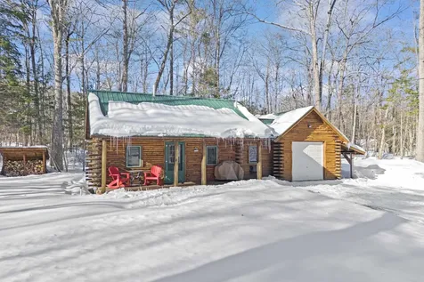 11 Beard Lane Grafton NH 03240