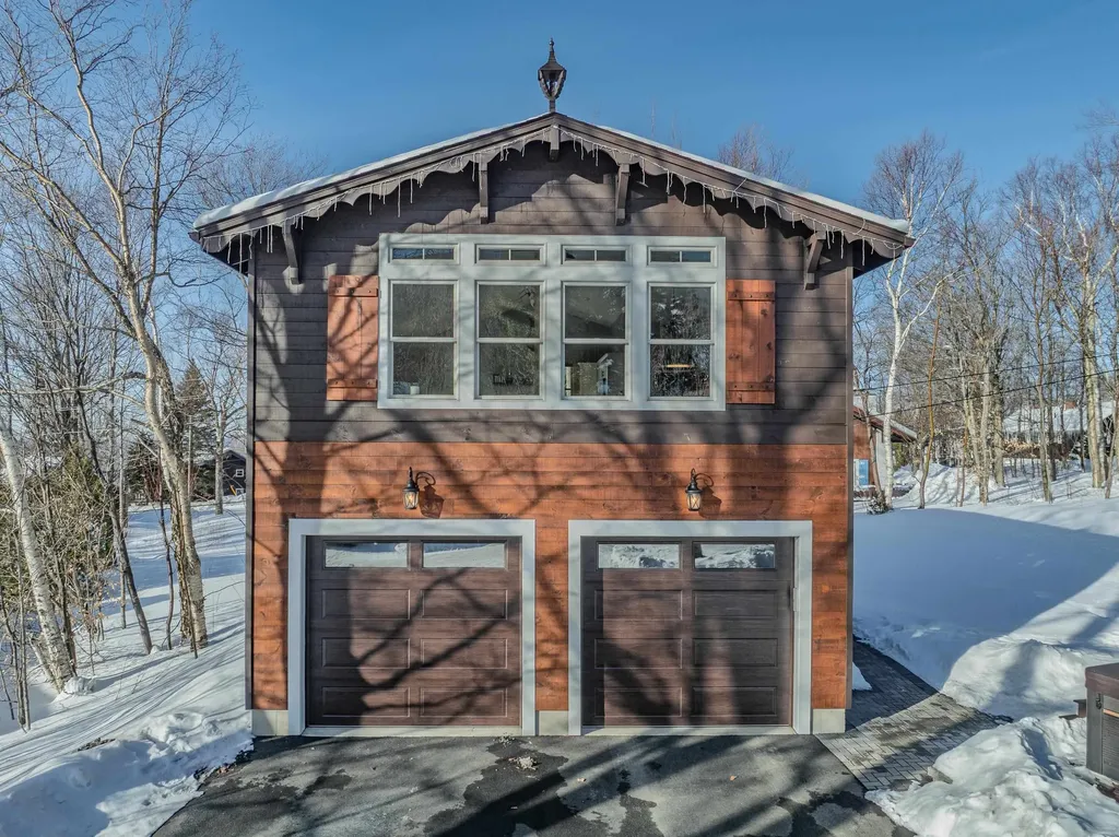 37 Pioneer Road Franconia NH 03580