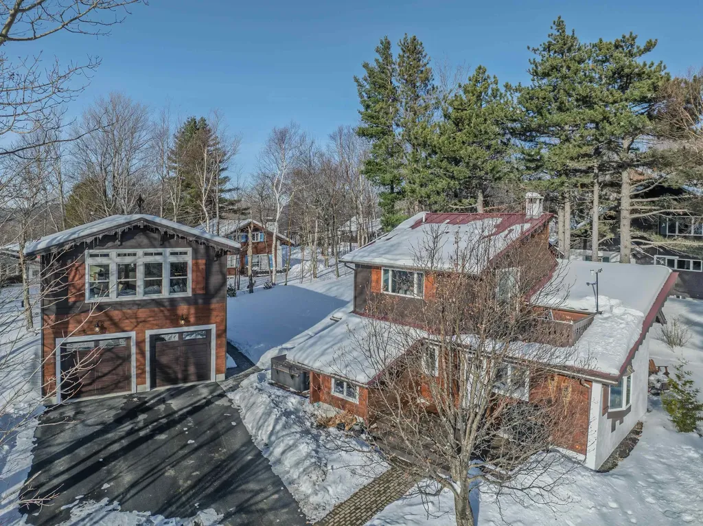 37 Pioneer Road Franconia NH 03580