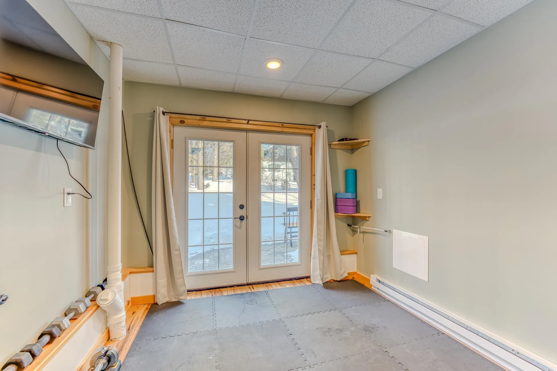 37 Pioneer Road Franconia NH 03580