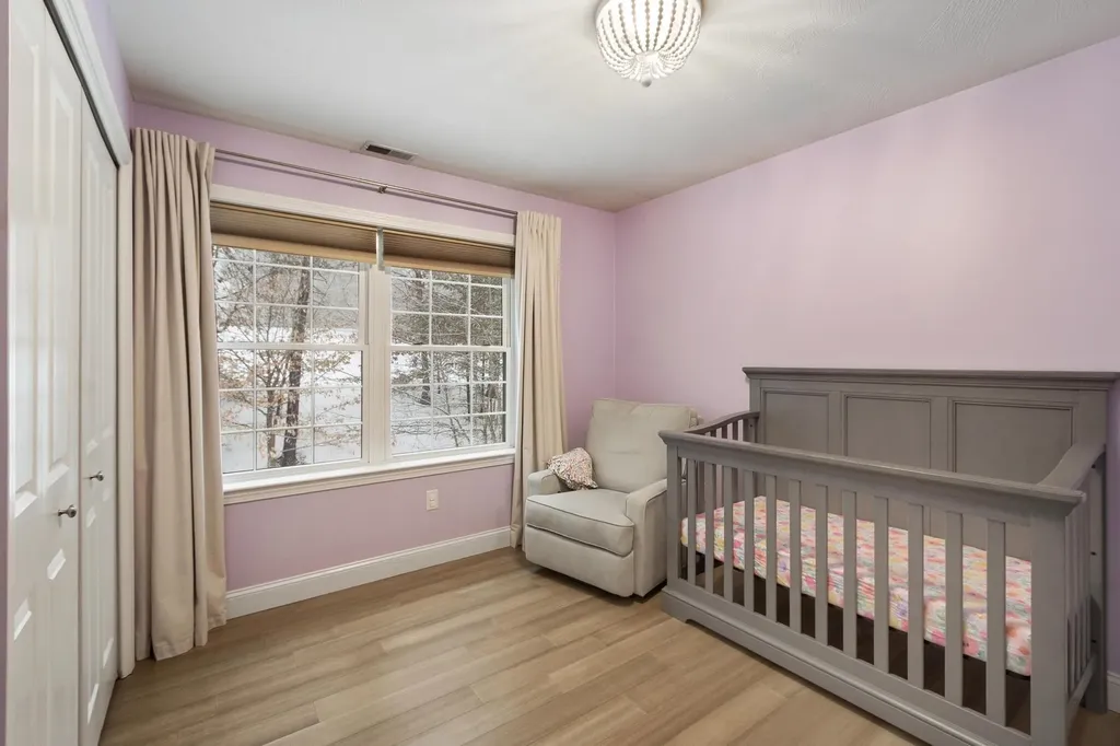 12 Glastombury Drive Sandown NH 03873
