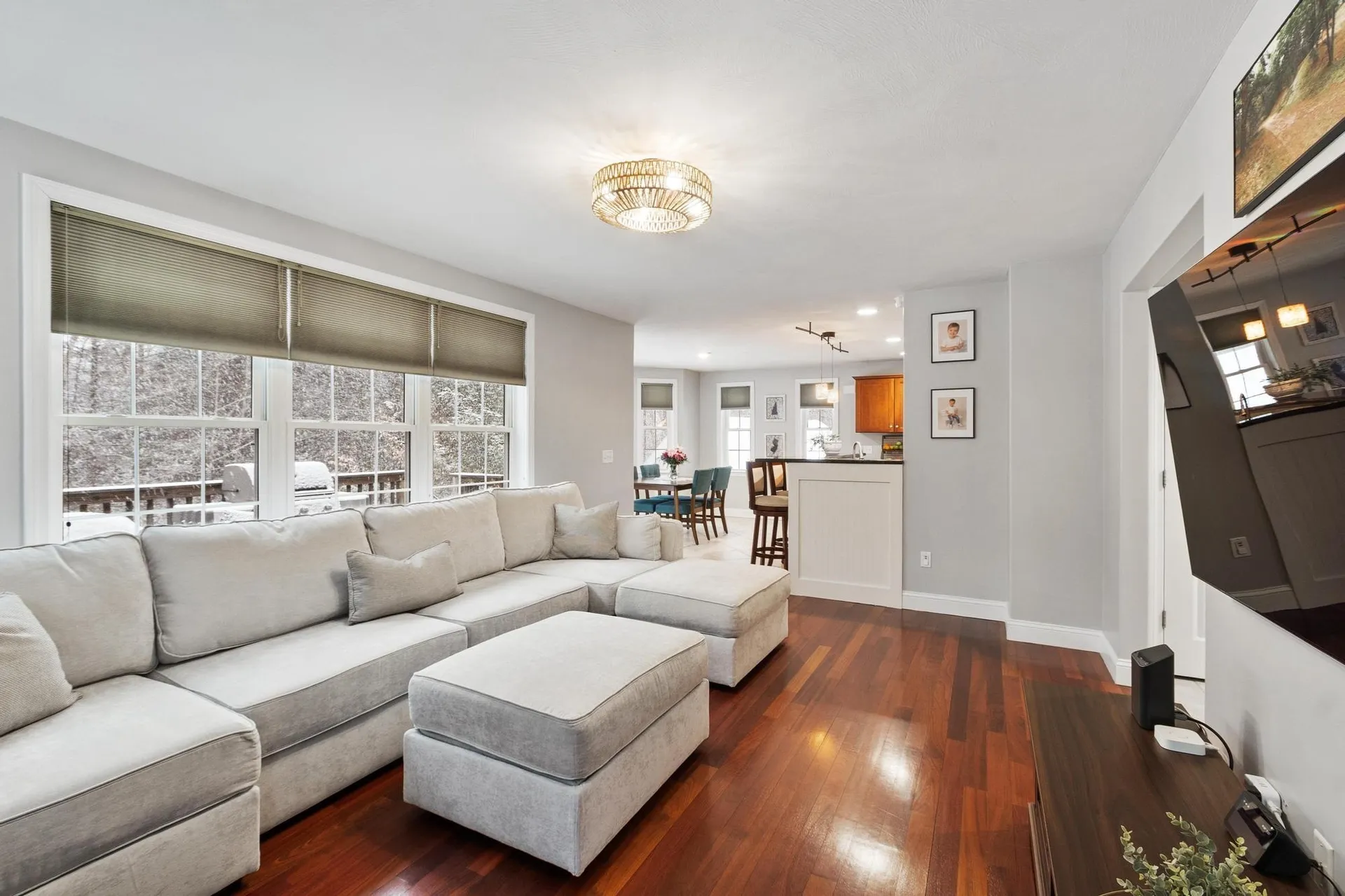 12 Glastombury Drive Sandown NH 03873