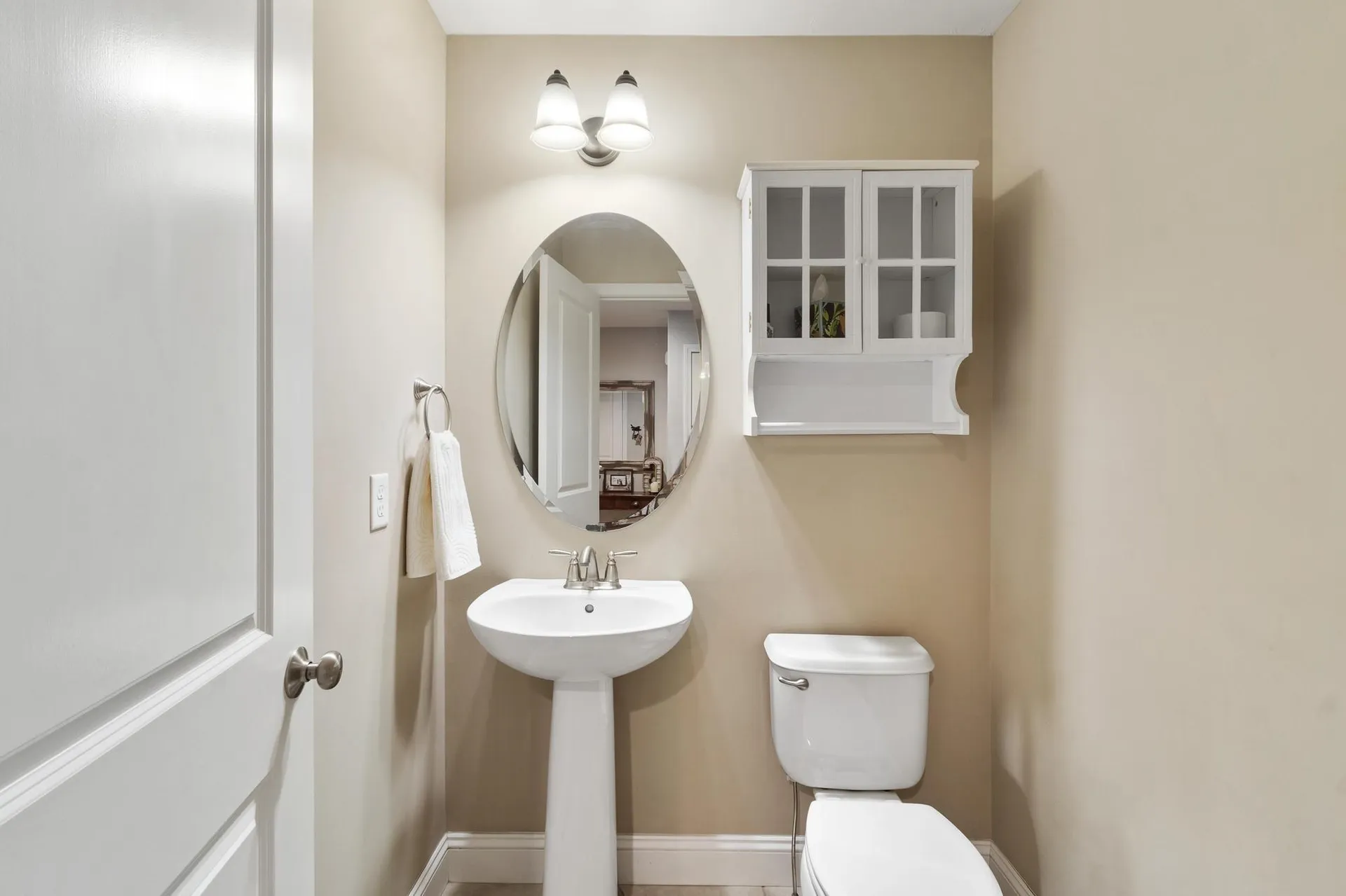 12 Glastombury Drive Sandown NH 03873