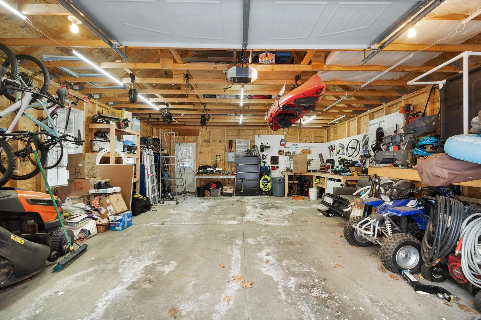 12 Glastombury Drive Sandown NH 03873