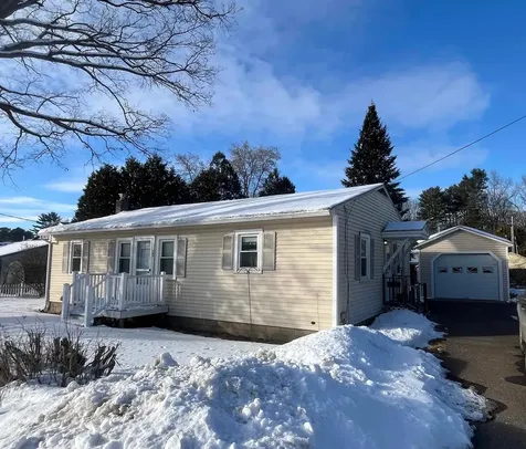 46 Pinecrest Drive Essex VT 05452