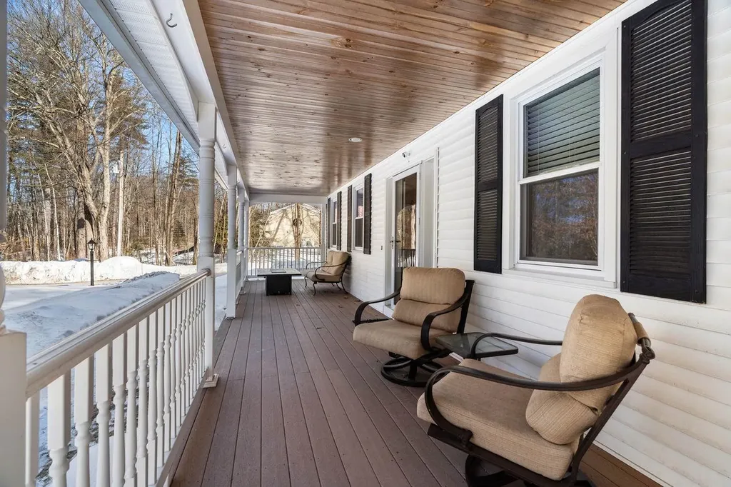 6 Autumn Lane Merrimack NH 03054
