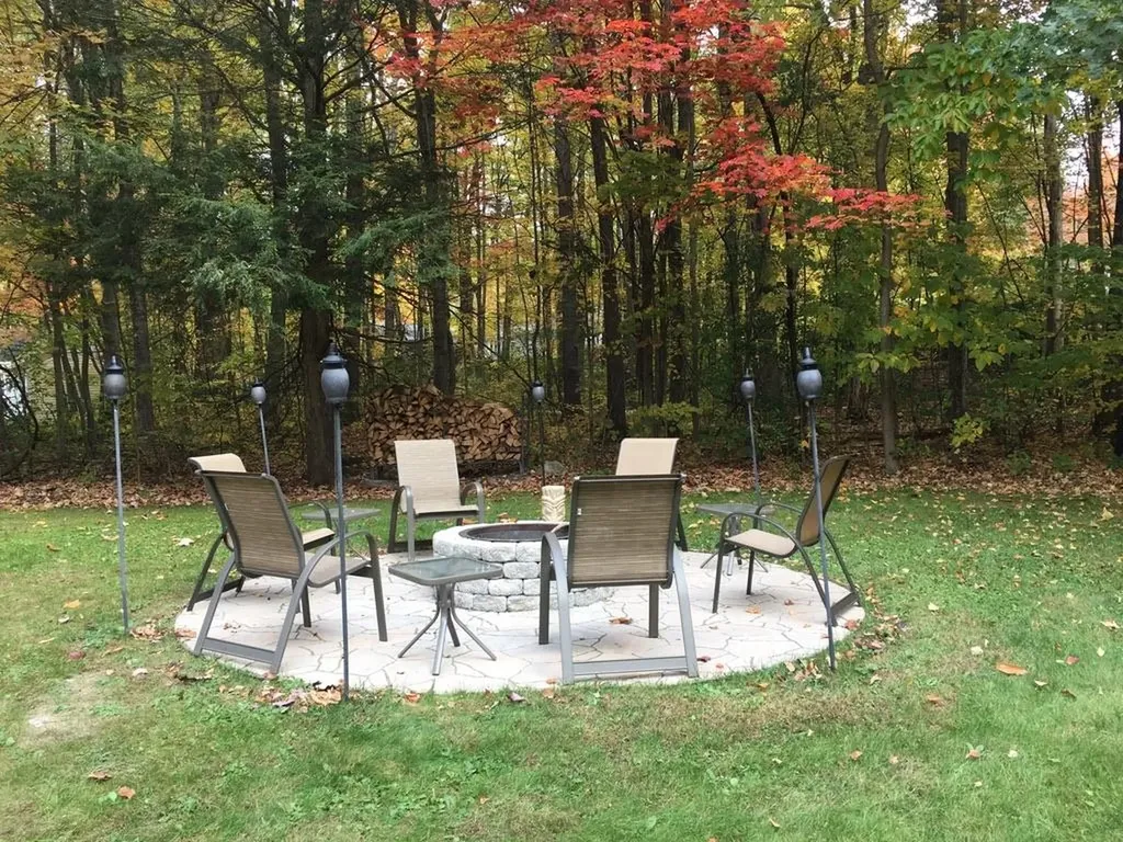 6 Autumn Lane Merrimack NH 03054