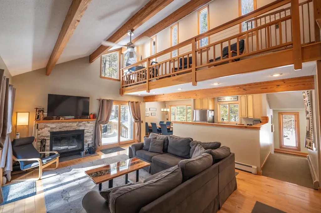28 Summit Meadows Circle Dover VT 05356