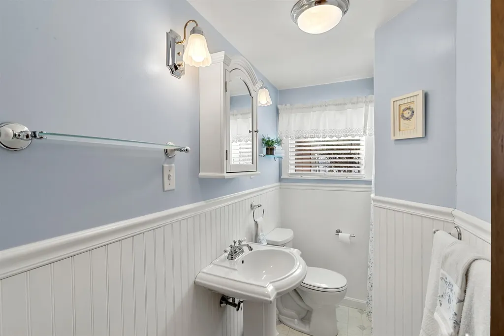 39 North Shore Road New Durham NH 03855