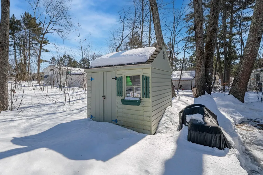 117 Colonial Village Somersworth NH 03878