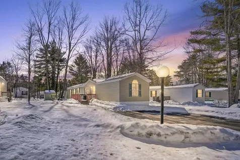117 Colonial Village Somersworth NH 03878