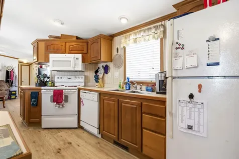 117 Colonial Village Somersworth NH 03878
