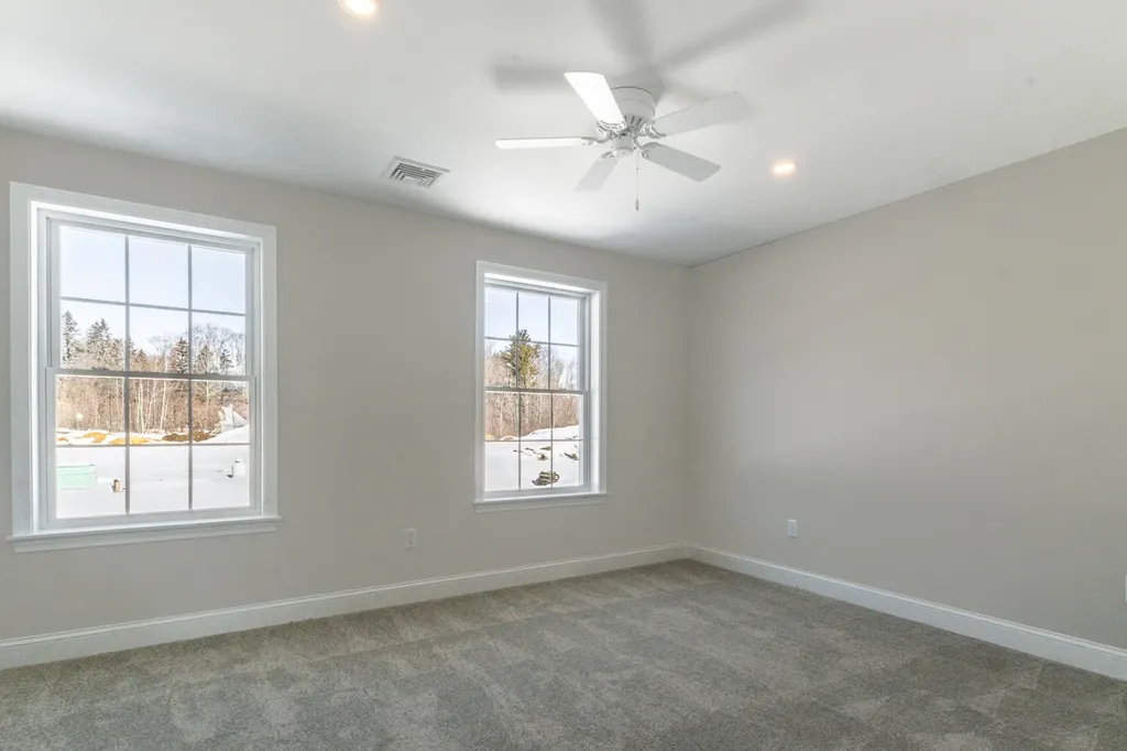 5B Violette Drive Epping NH 03042