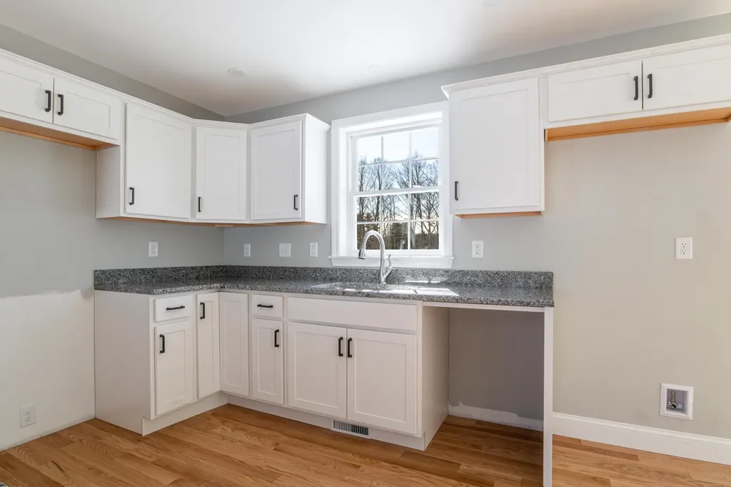 5B Violette Drive Epping NH 03042