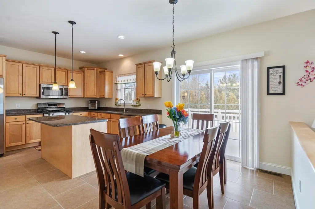 35 Sommerfield Avenue South Burlington VT 05403