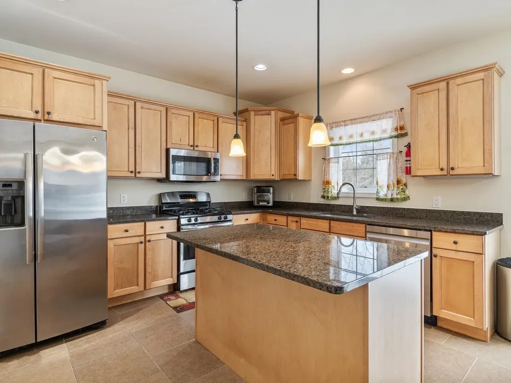 35 Sommerfield Avenue South Burlington VT 05403