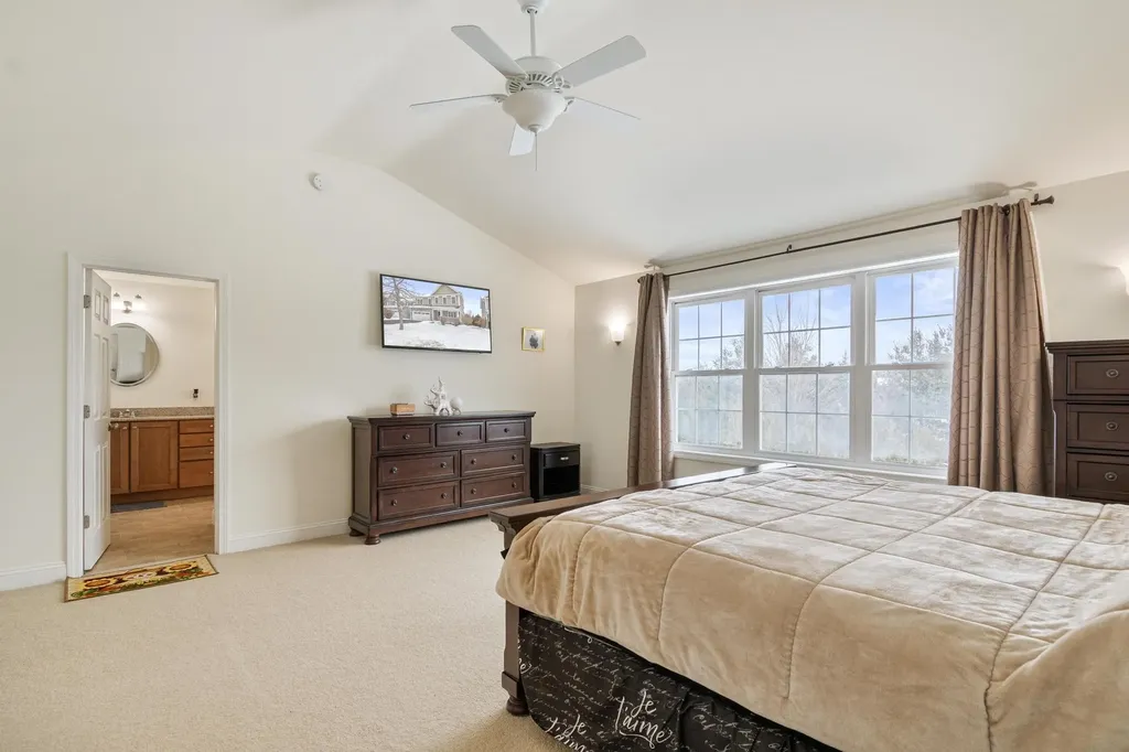 35 Sommerfield Avenue South Burlington VT 05403