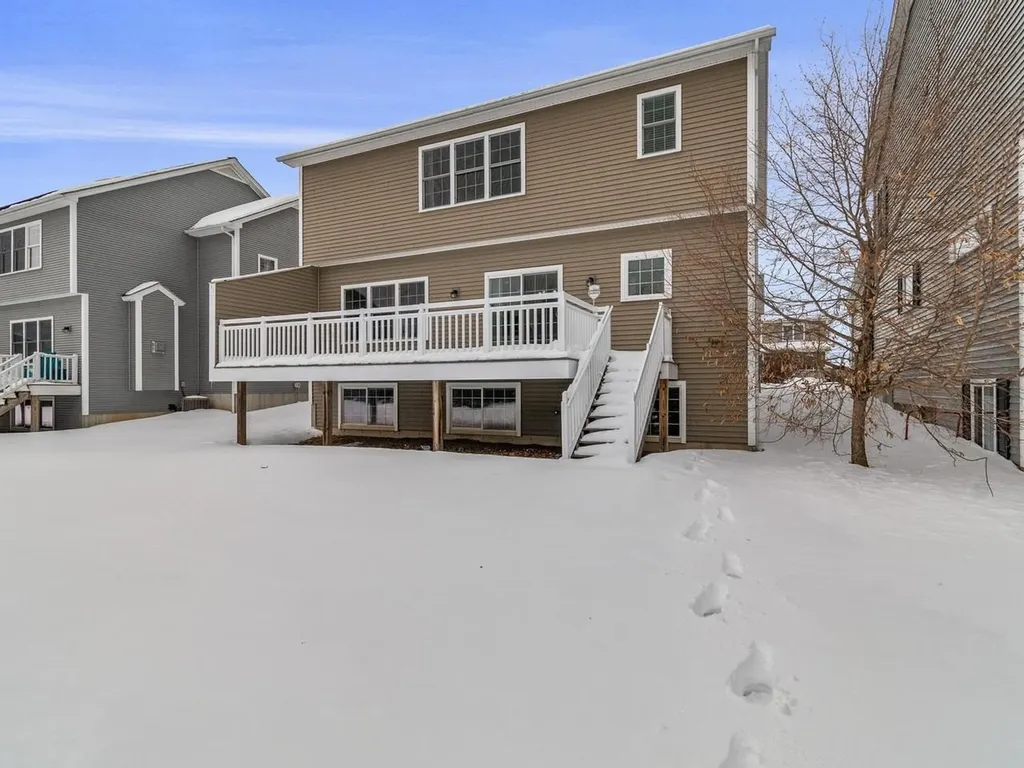 35 Sommerfield Avenue South Burlington VT 05403