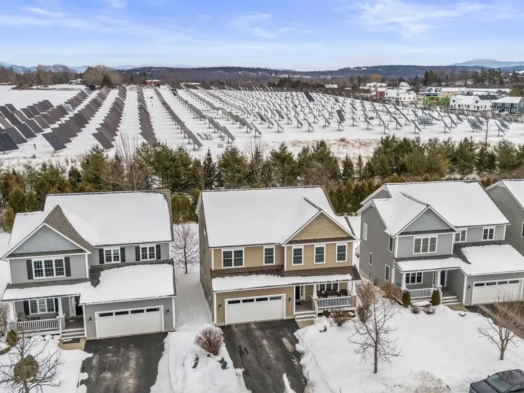 35 Sommerfield Avenue South Burlington VT 05403