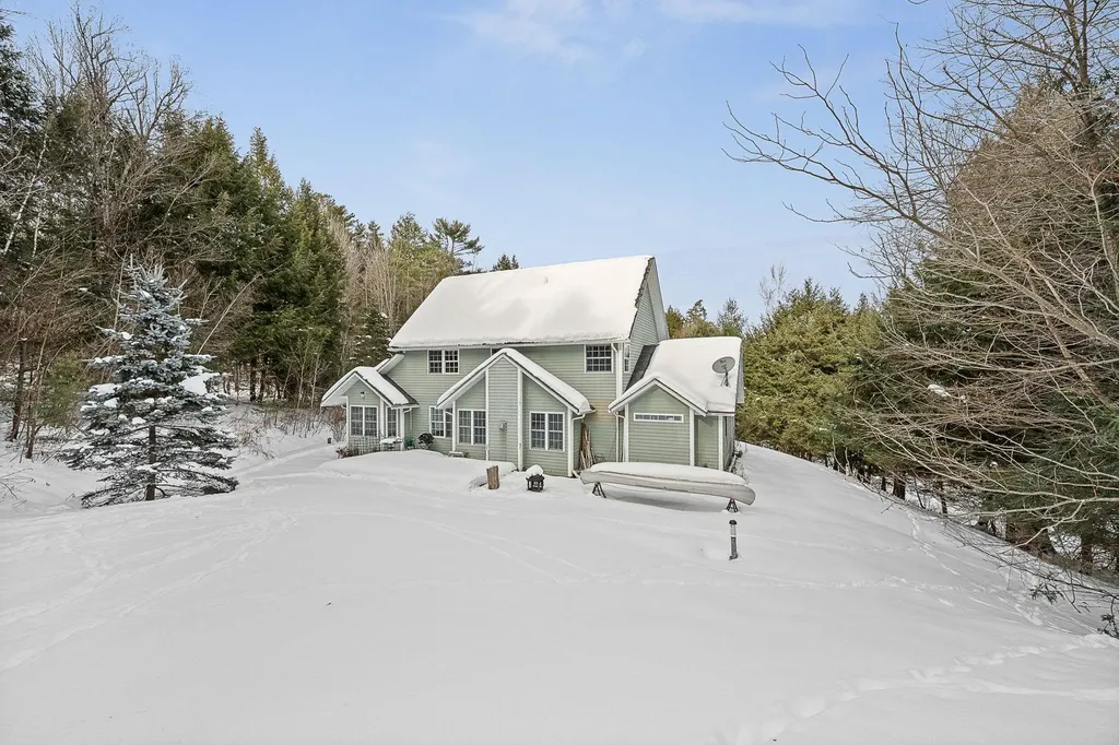 196 Countryside Road Waterbury VT 05676