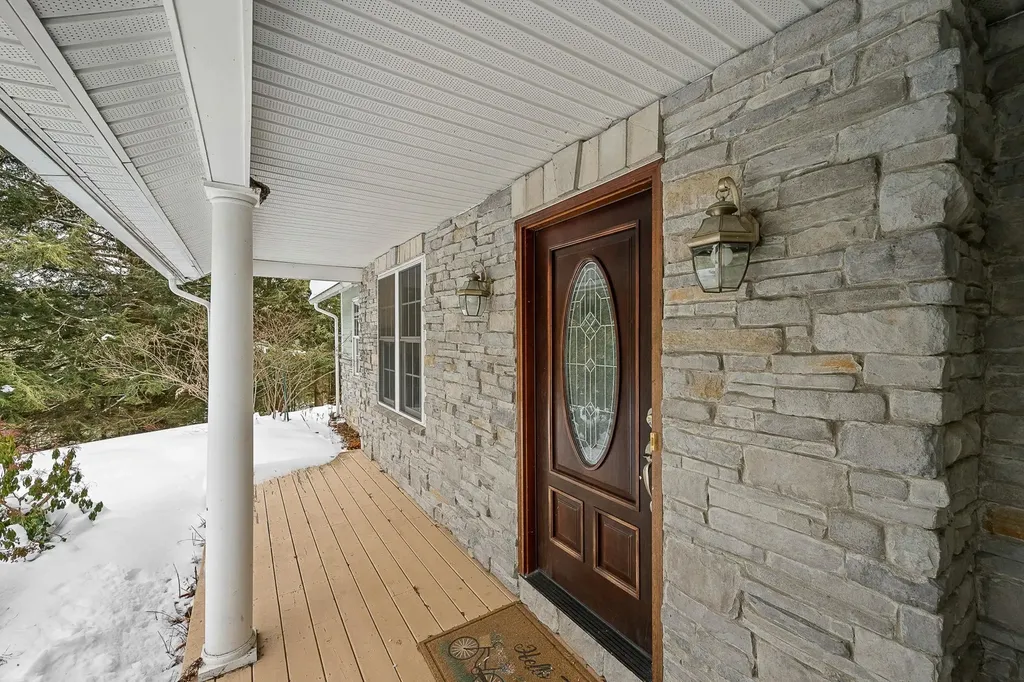 196 Countryside Road Waterbury VT 05676