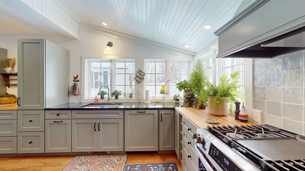 23 E Prospect Street Brandon VT 05733