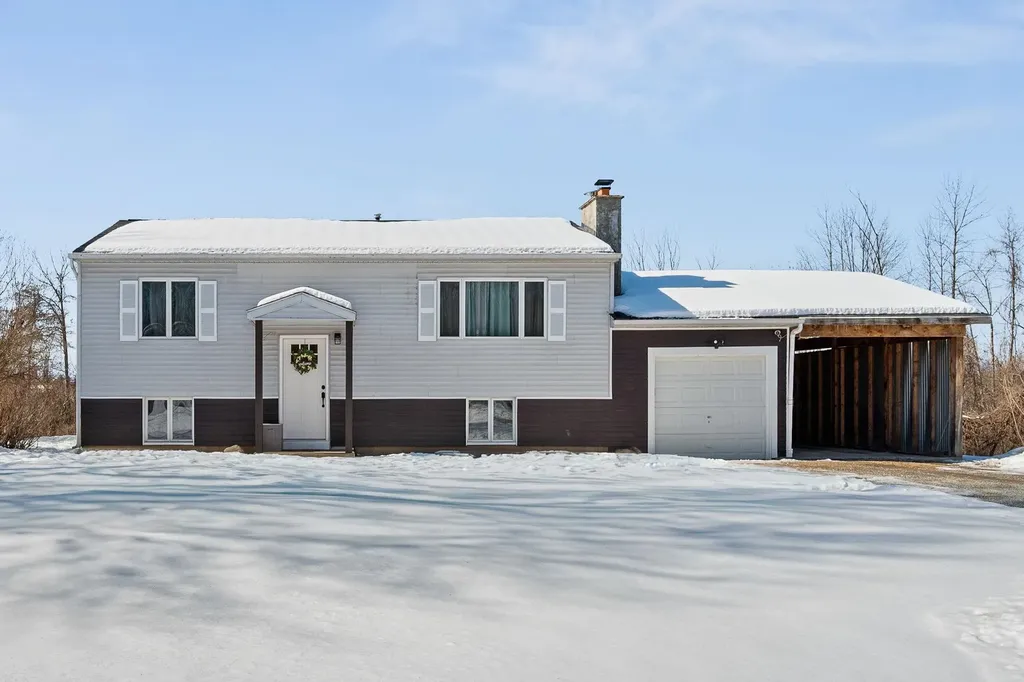 263 Lynrick Acres Charlotte VT 05445