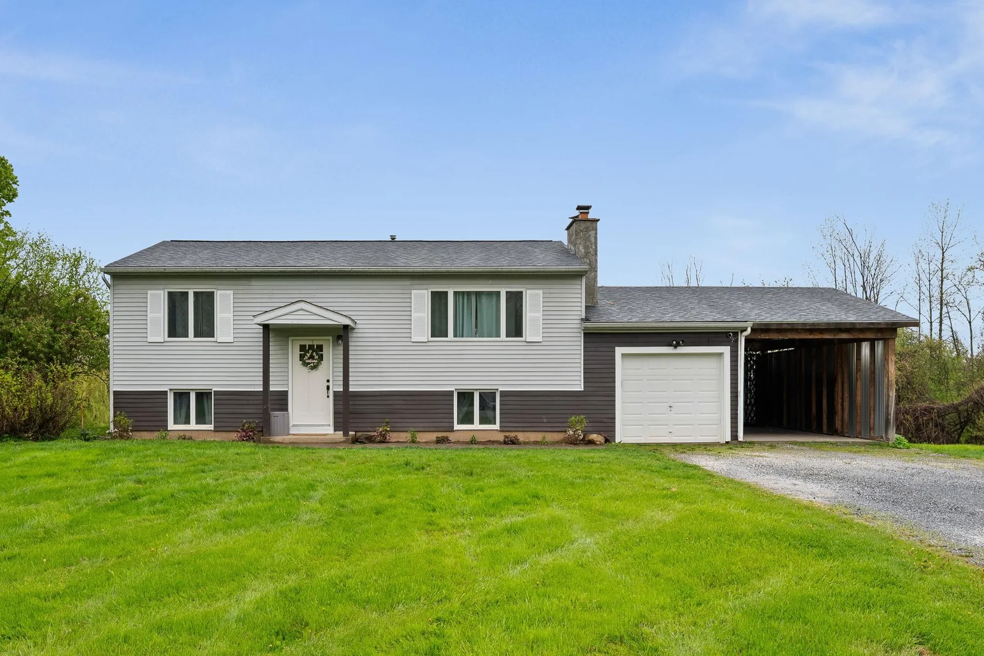 Charlotte VT, 263 Lynrick Acres