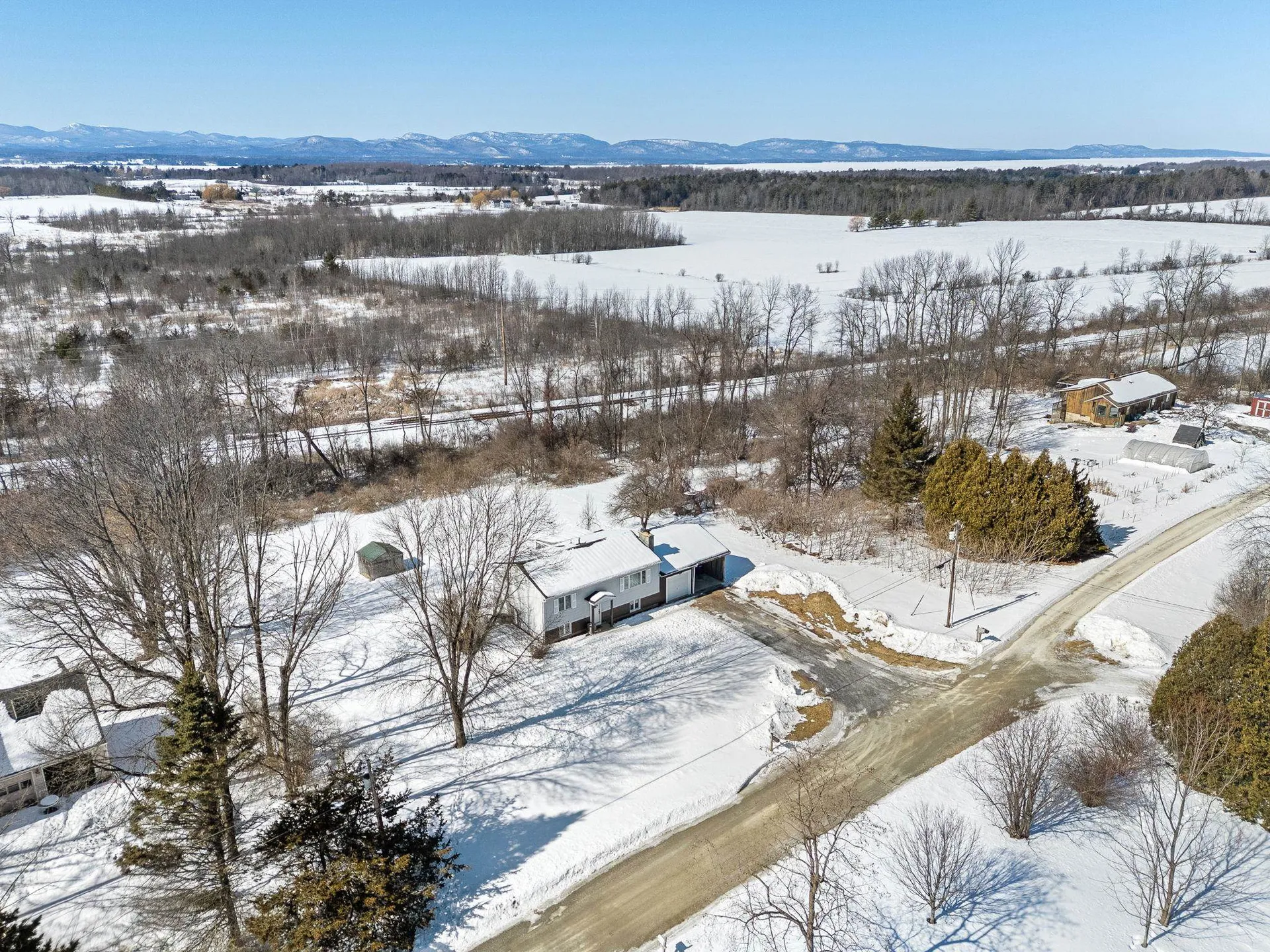 263 Lynrick Acres Charlotte VT 05445