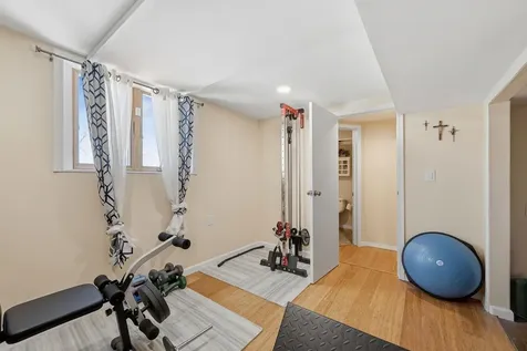 263 Lynrick Acres Charlotte VT 05445