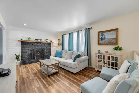 263 Lynrick Acres Charlotte VT 05445