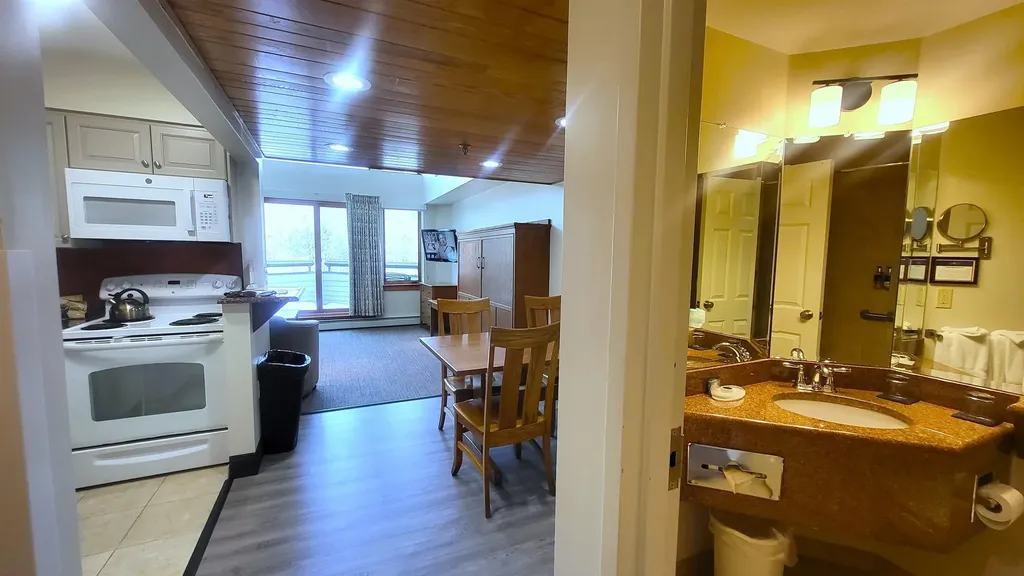 90 Loon Mountain Road Lincoln NH 03251