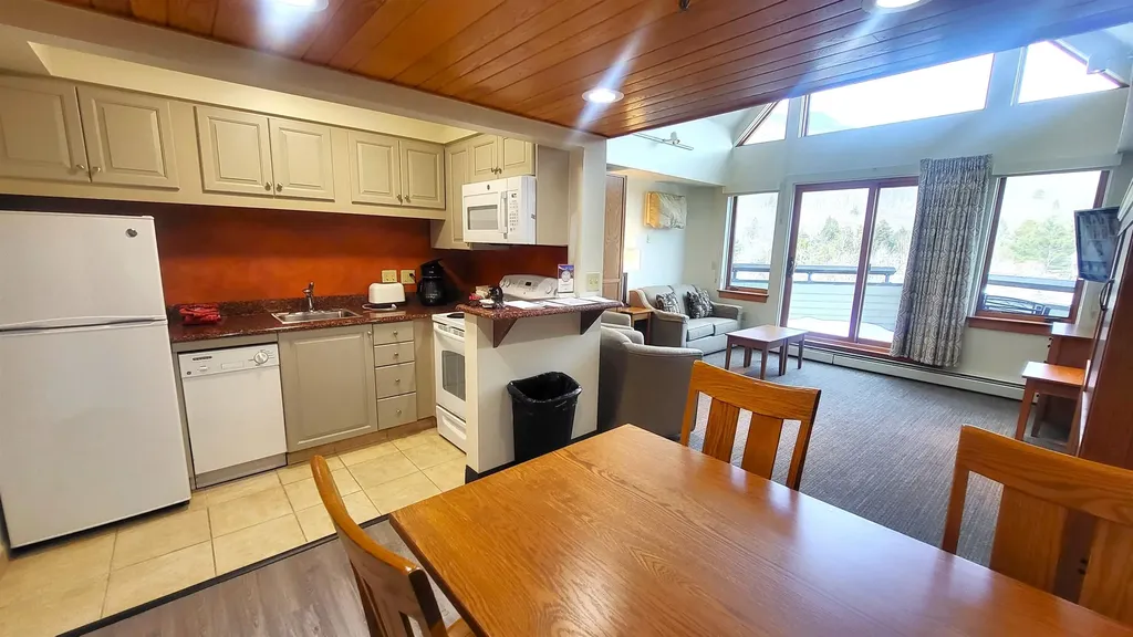 90 Loon Mountain Road Lincoln NH 03251