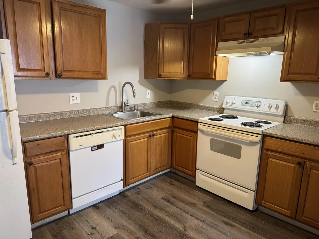 12 E Side Drive Concord NH 03301