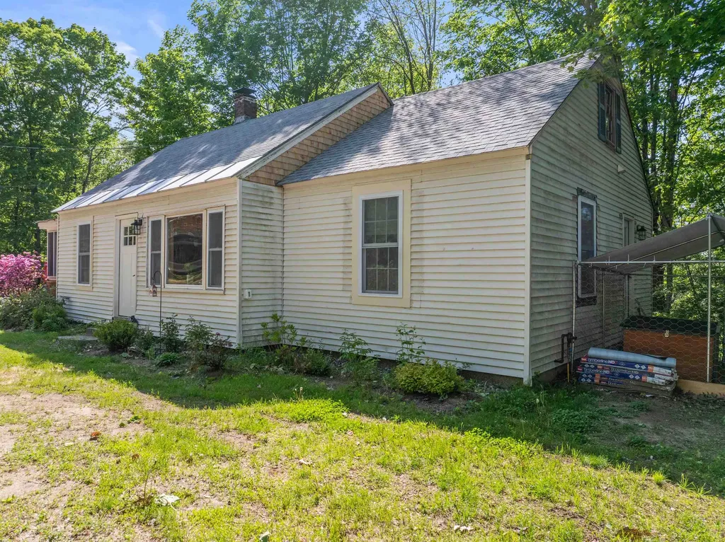 336 New Hampton Road Franklin NH 03235