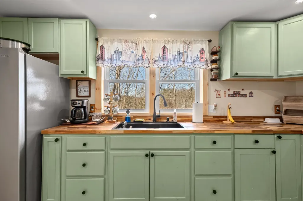 336 New Hampton Road Franklin NH 03235