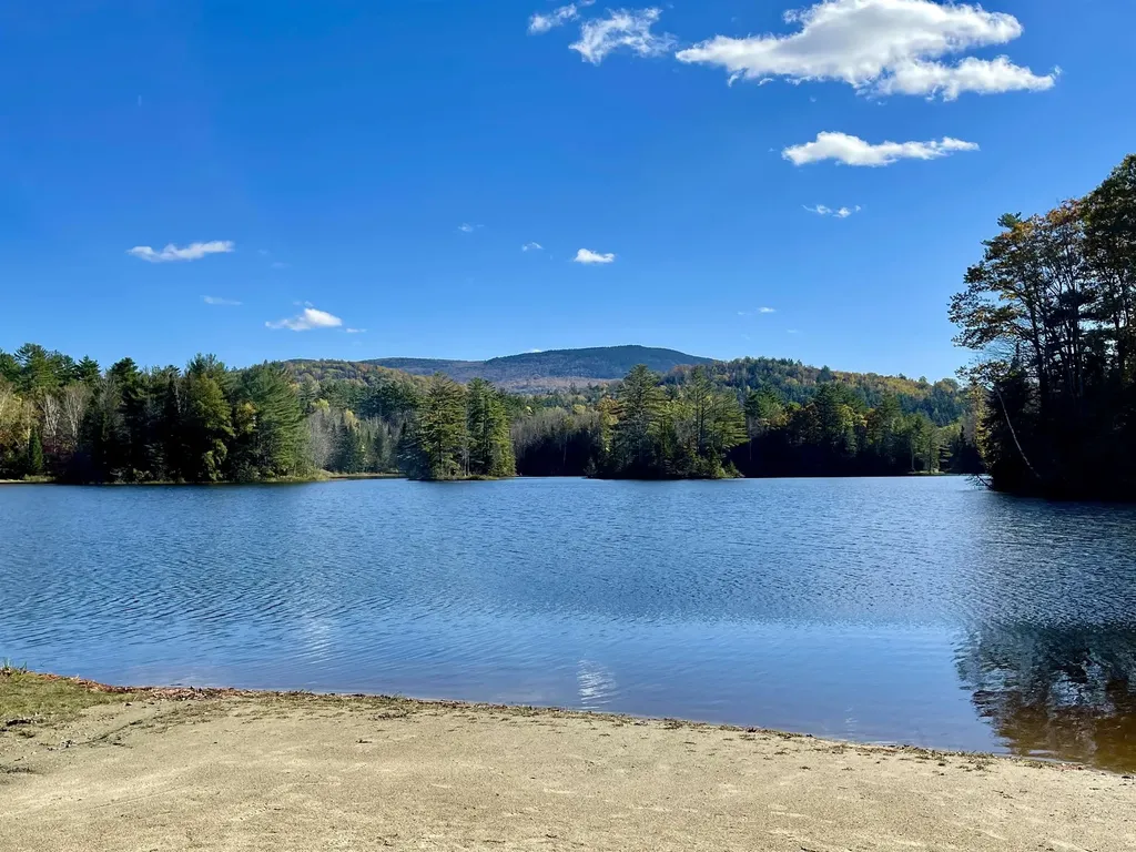 19 Lodge Lane Haverhill NH 03785