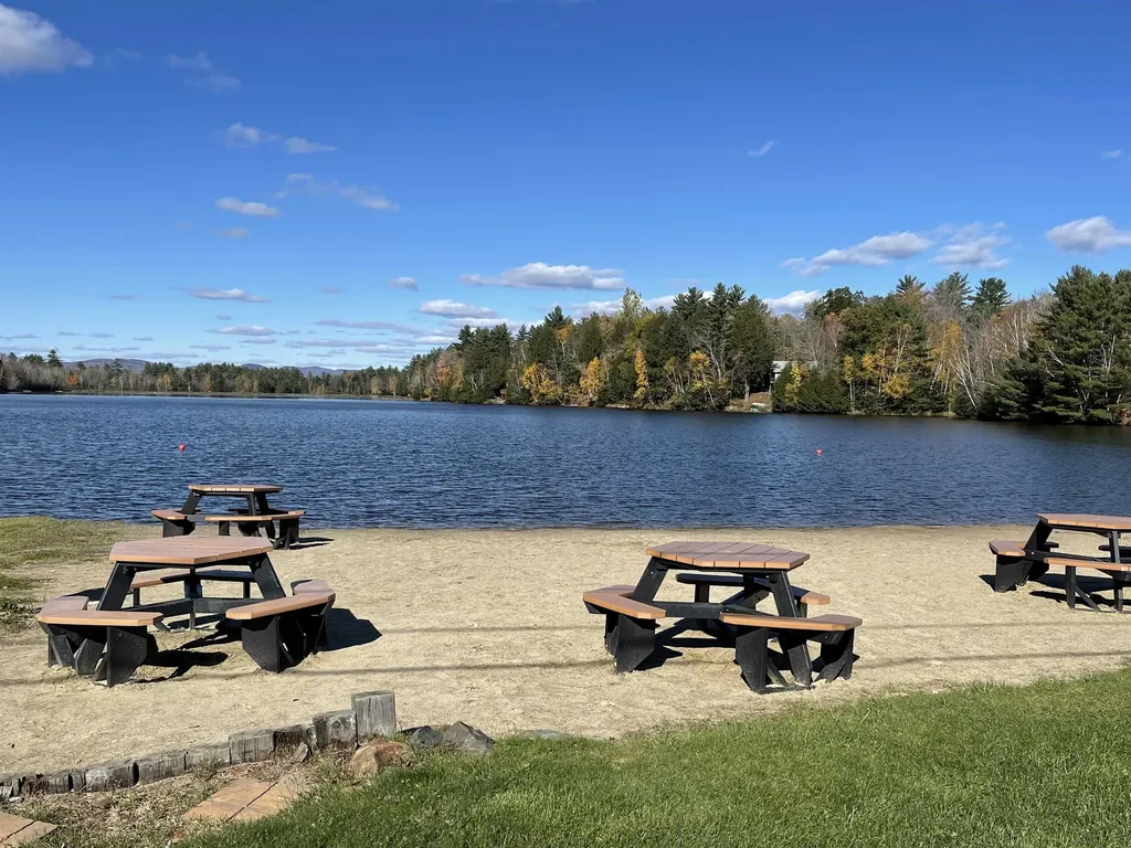 19 Lodge Lane Haverhill NH 03785